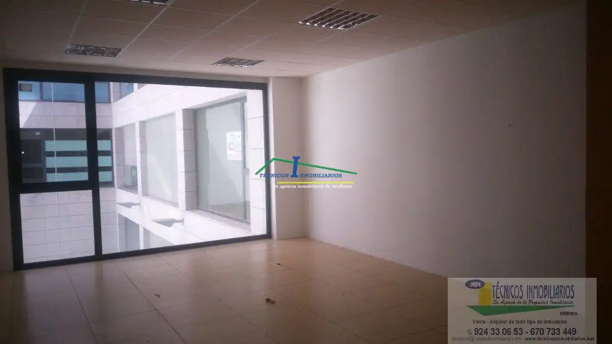 Office for sale in Sur
