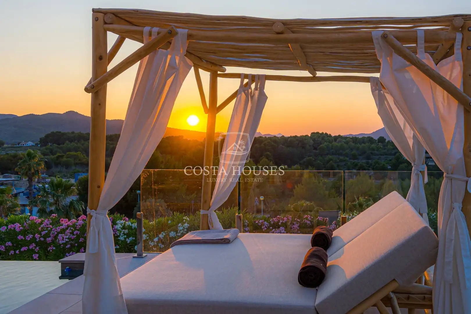 Terrace of Houses for sale in Jávea / Xàbia  with Air Conditioner, Private garden and Terrace