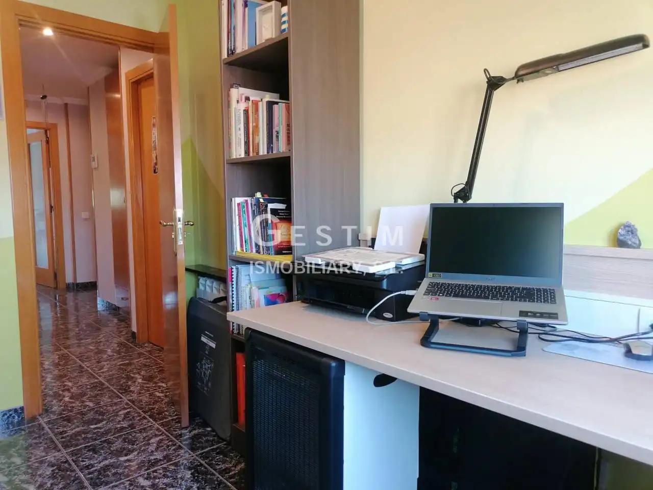 Habitación de Piso en venta en Manlleu con Calefacción, Terraza y Balcón