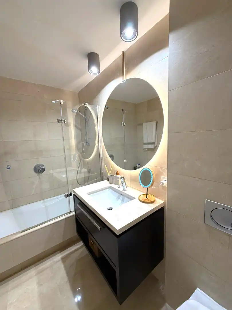 Apartment with terrace to rent in La Quinta, imagen 4