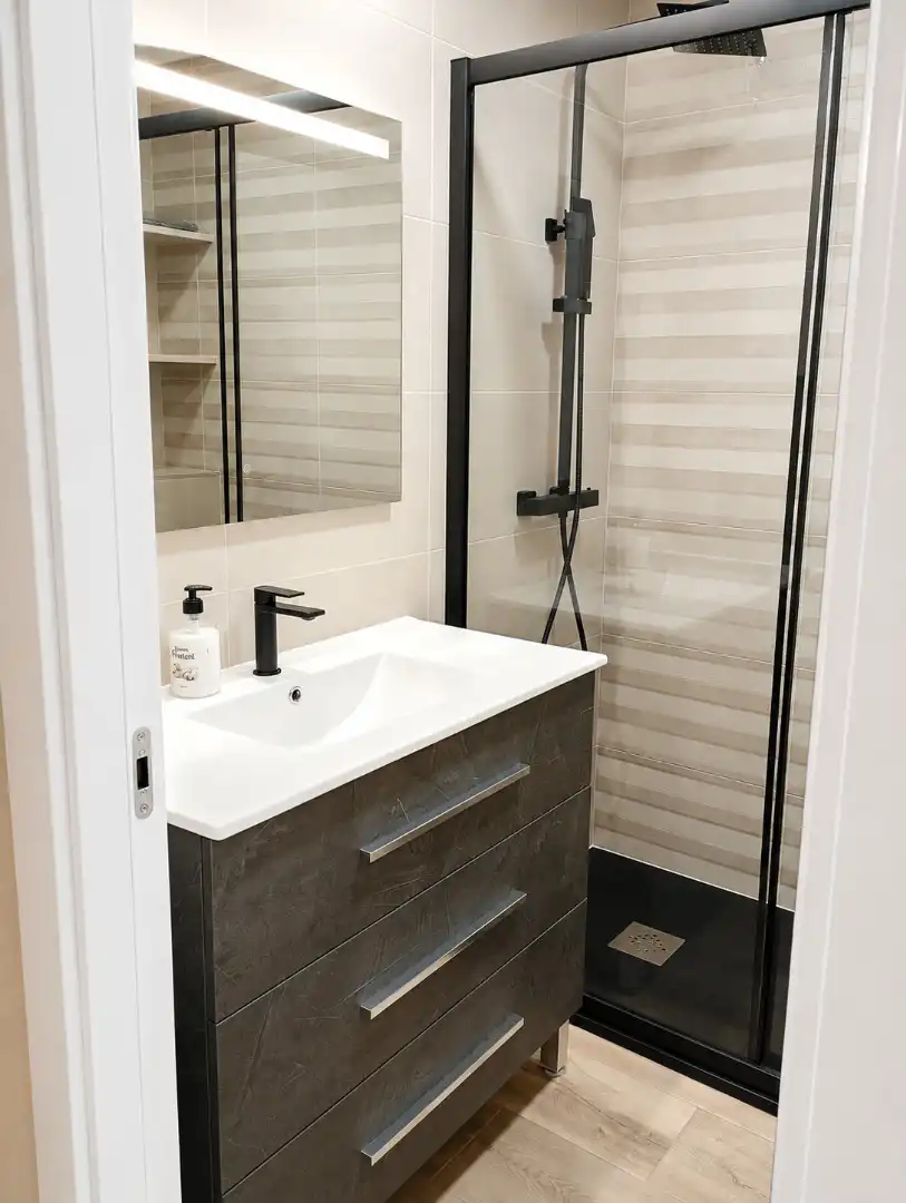 Baño de Piso para compartir en Fuenlabrada con Aire acondicionado, Calefacción y Parquet