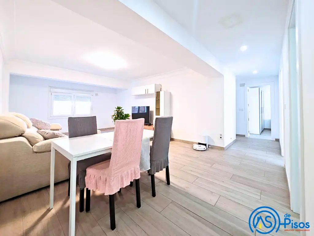 Flat for rent in Zaragoza  with Air Conditioner, Heating and Parquet flooring