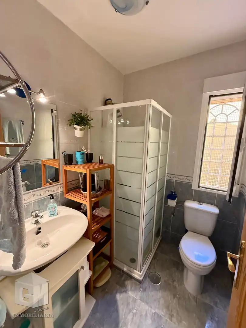 Baño de Casa o chalet en venta en Otero con Calefacción, Jardín privado y Terraza