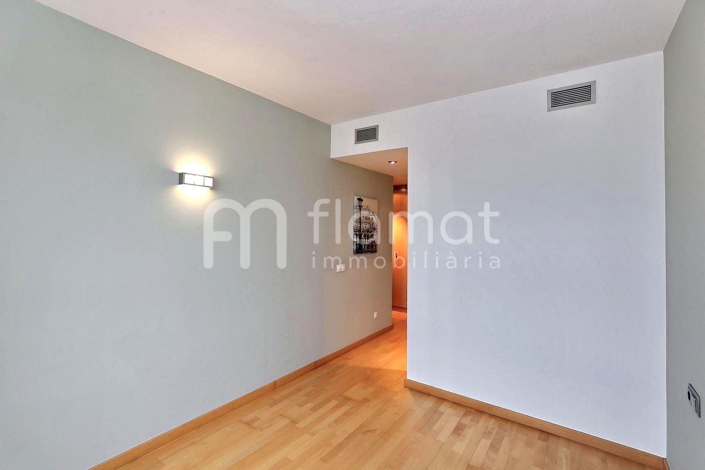 Habitación de Piso en venta en Sabadell