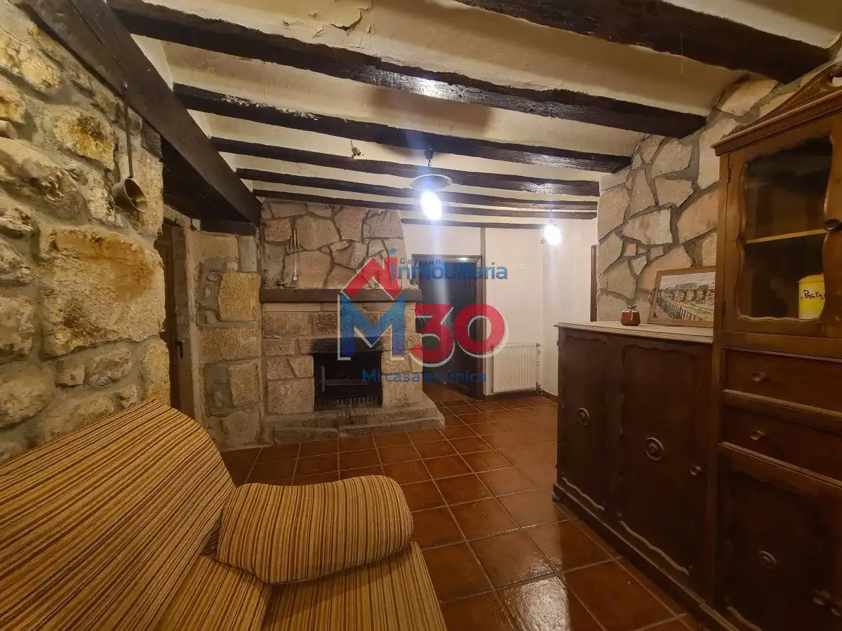 Houses for sale in Miranda de Ebro  with Heating