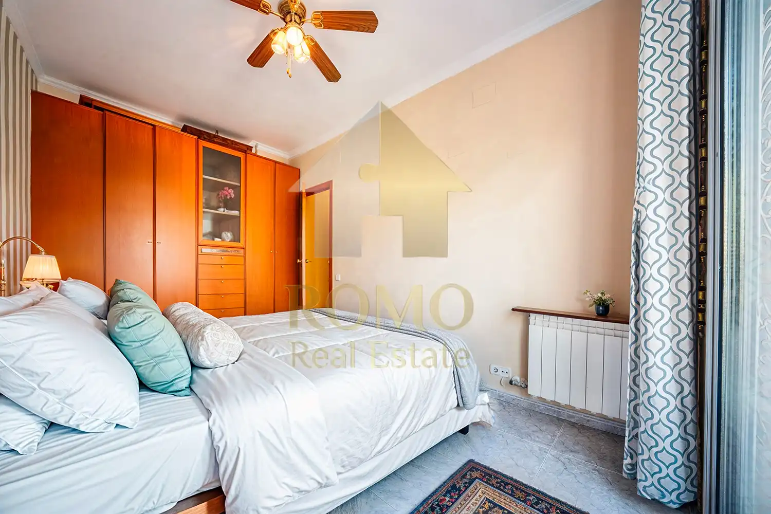 Habitación de Piso en venta en Santa Perpètua de Mogoda con Calefacción