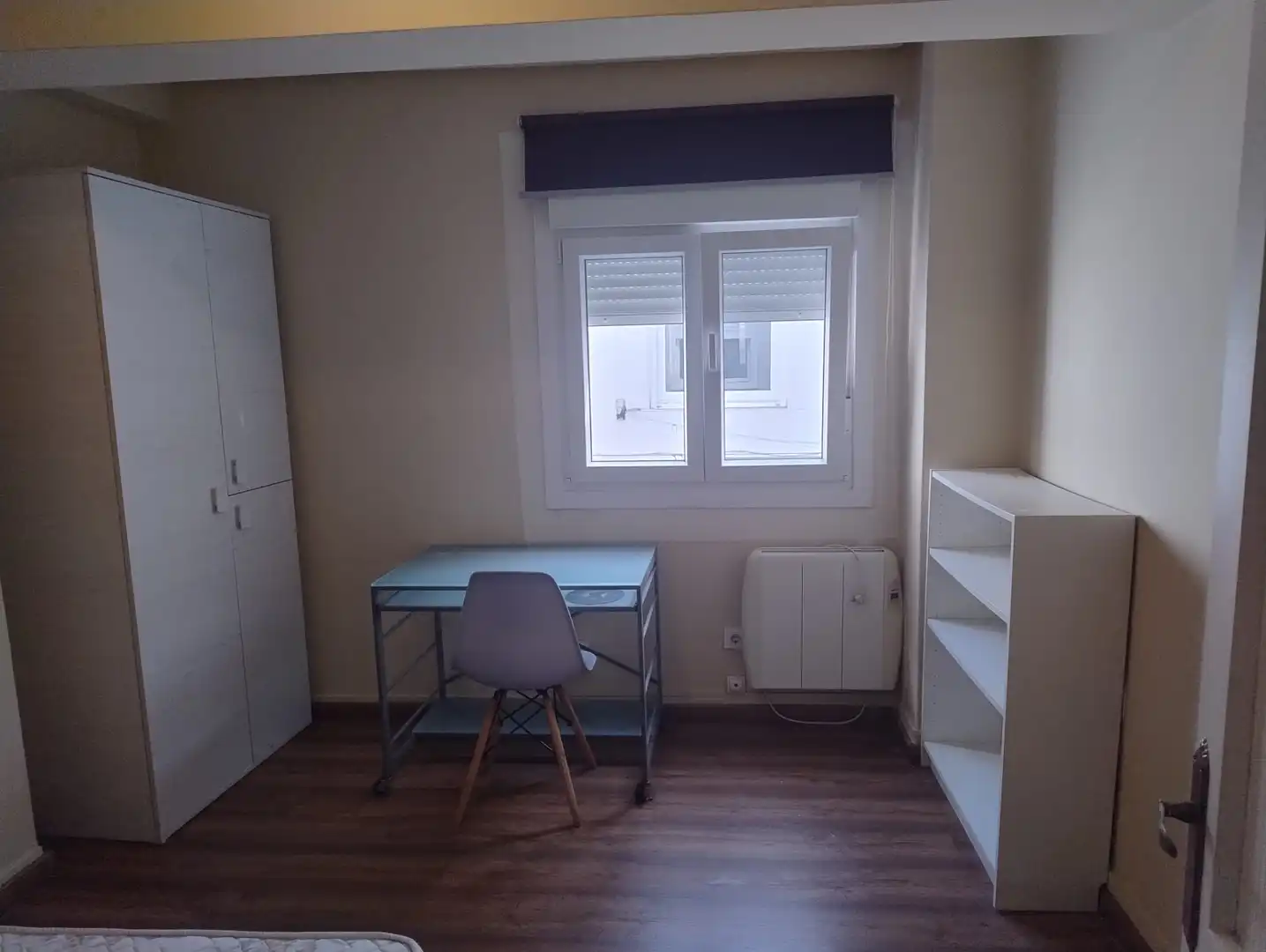 Bedroom of Flat for sale in Santiago de Compostela   with Heating, Storage room and Furnished