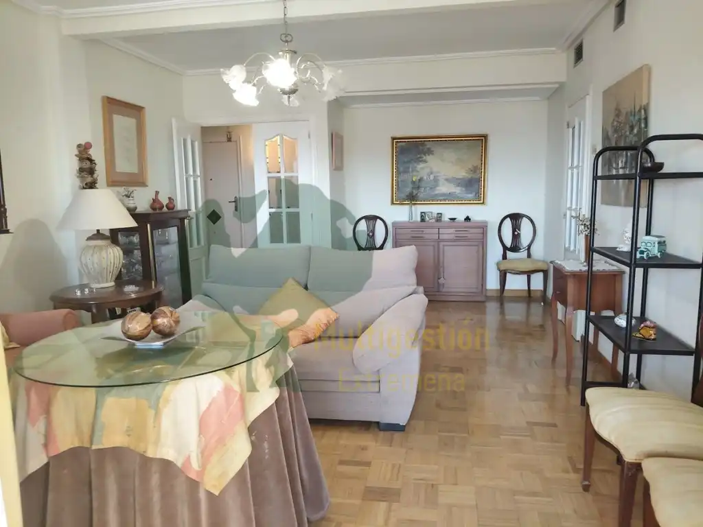 Sala de estar de Piso en venta en Cáceres