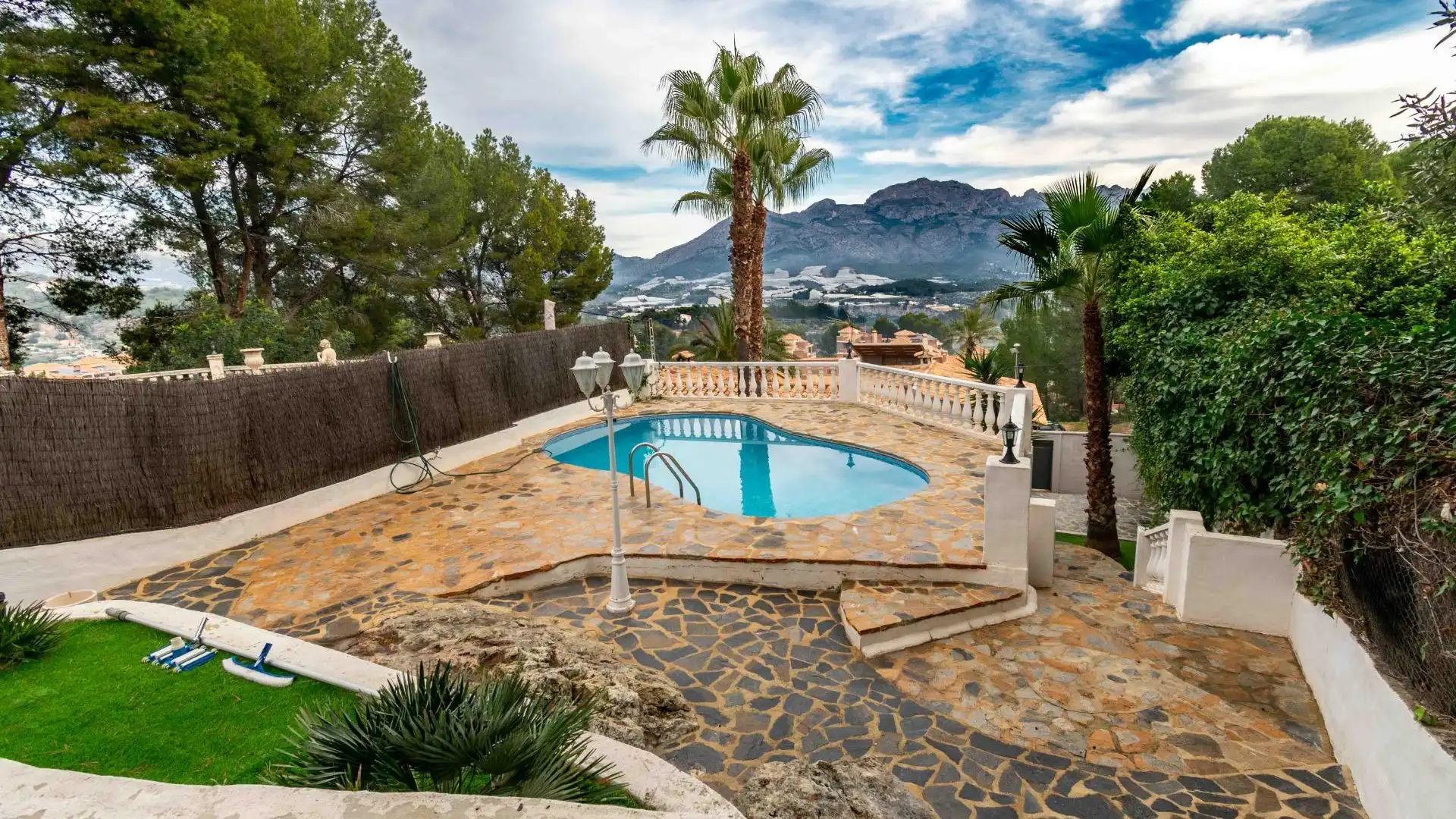 Casa o xalet en venda a El Tossal - Bello Horizonte