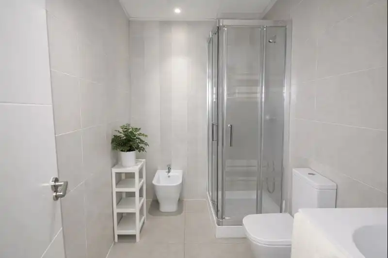 Baño de Planta baja en venta en Málaga con Aire acondicionado, Amueblado y Horno