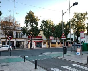 Vista exterior de Local de lloguer en  Sevilla Capital