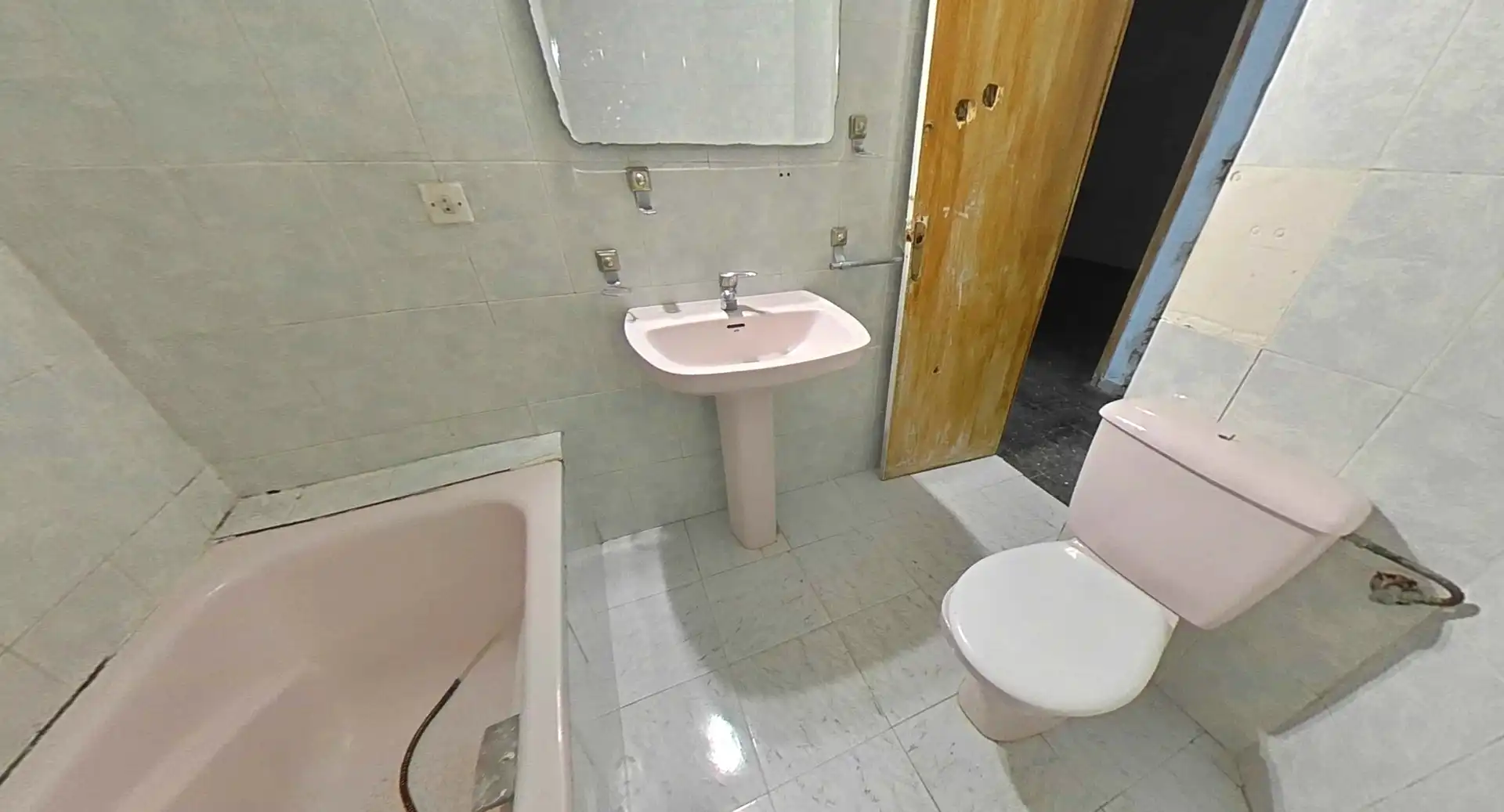 Bany de Pis en venda en Alicante / Alacant amb Parquet i Forn