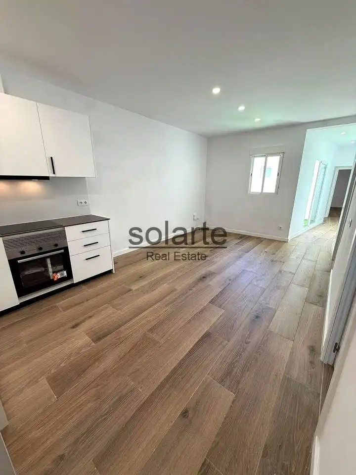 Planta baixa en venda en L'Hospitalet de Llobregat amb Parquet i Terrassa