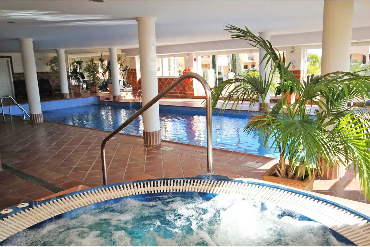 Apartments for rent in Benatalaya