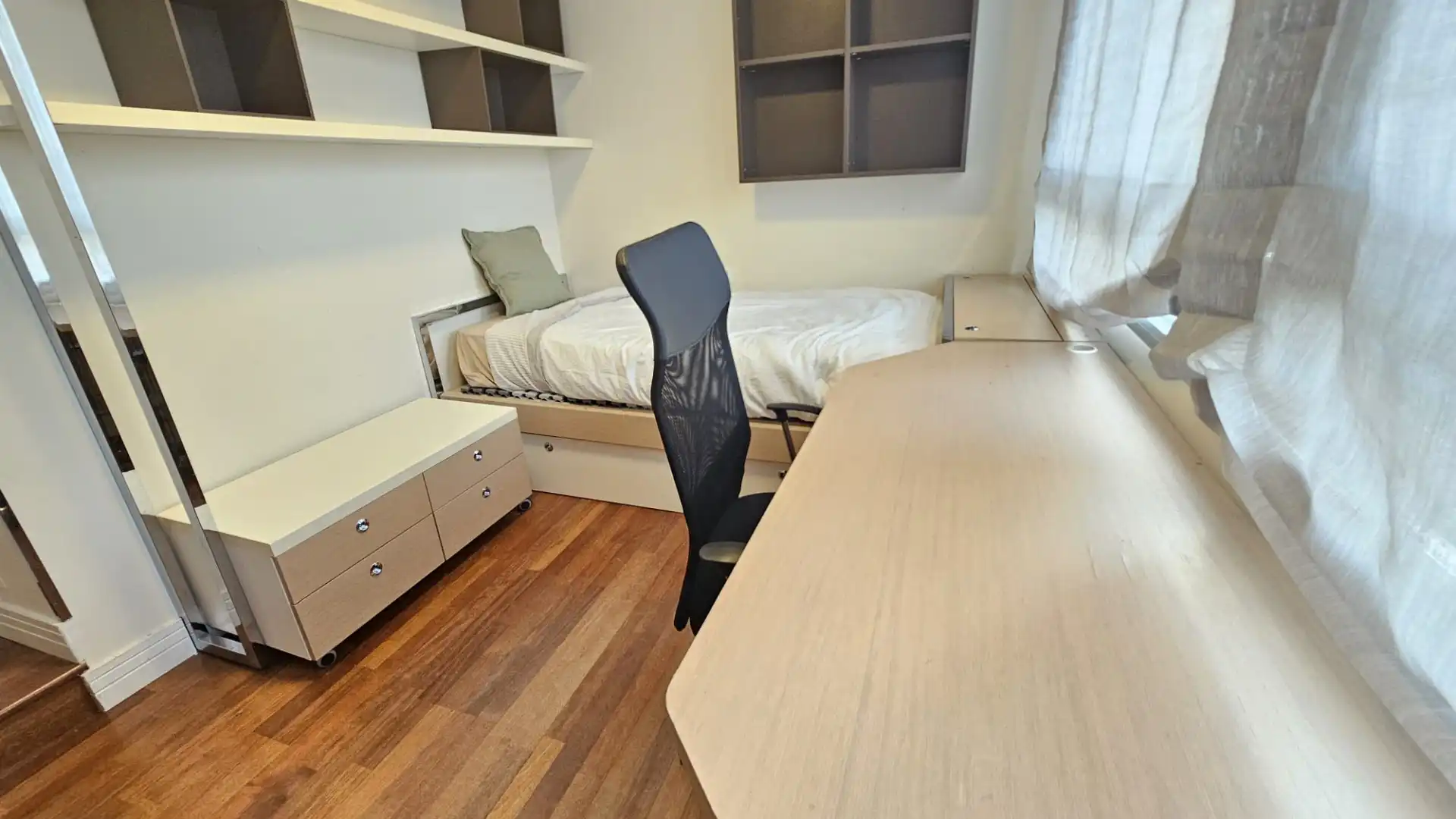 Habitación de Piso en venta en Madrid con Aire acondicionado, Calefacción y Jardín privado