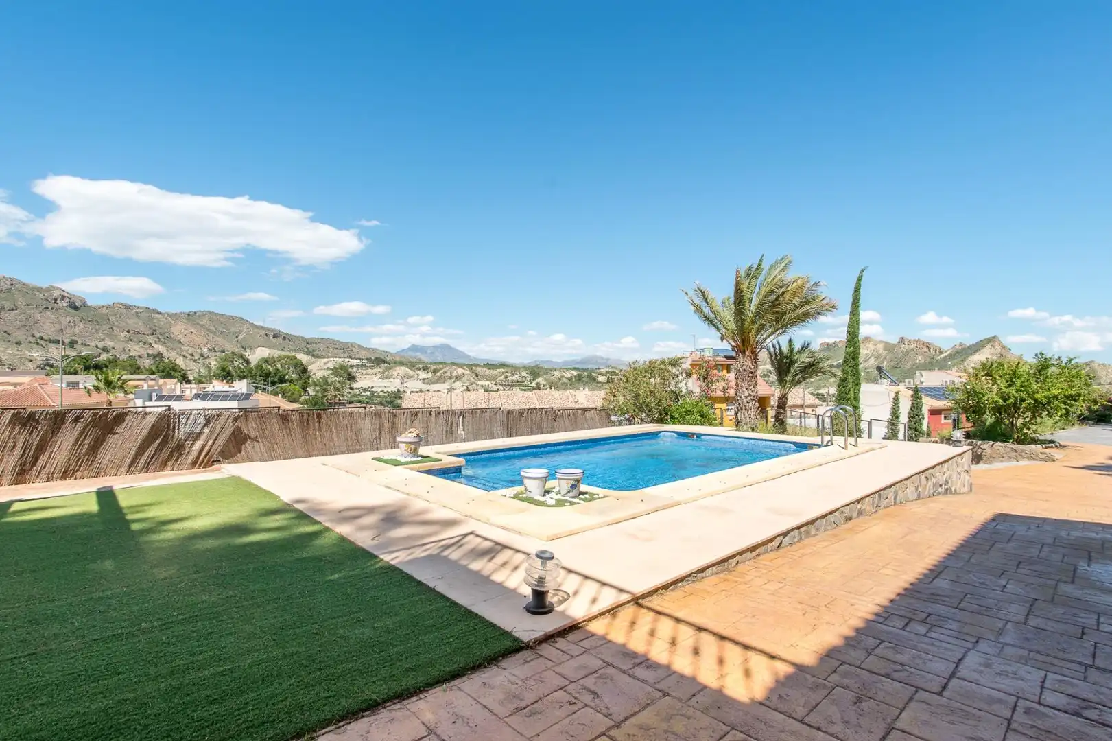 Villa mit Pool zum Verkauf in Villanueva del Río Segura