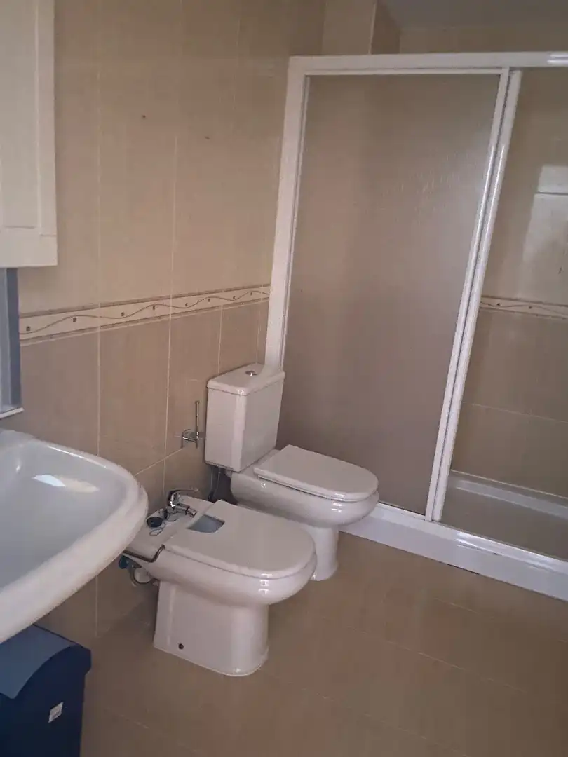 Bany de Apartament en venda en Lalín amb Calefacció i Moblat