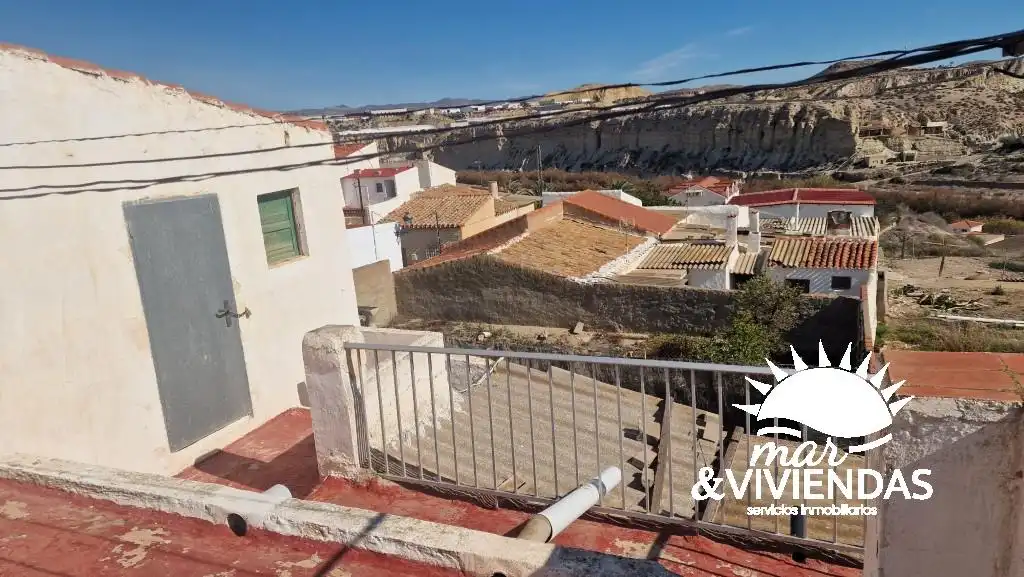 Vista exterior de Casa o xalet en venda en Antas amb Calefacció, Jardí privat i Terrassa