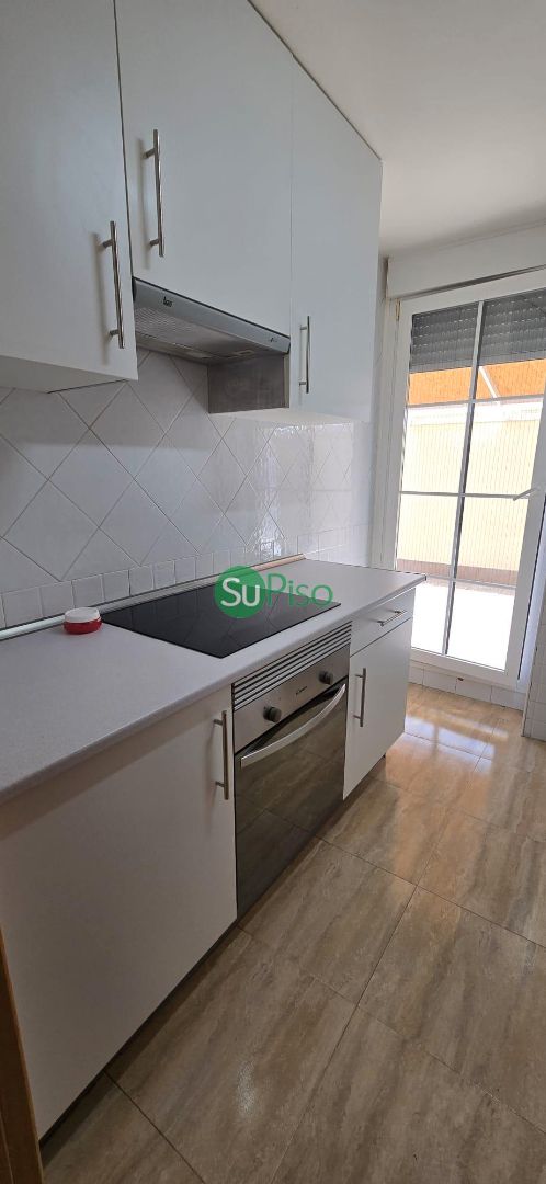 Flat to rent in Calle Recas, 6D