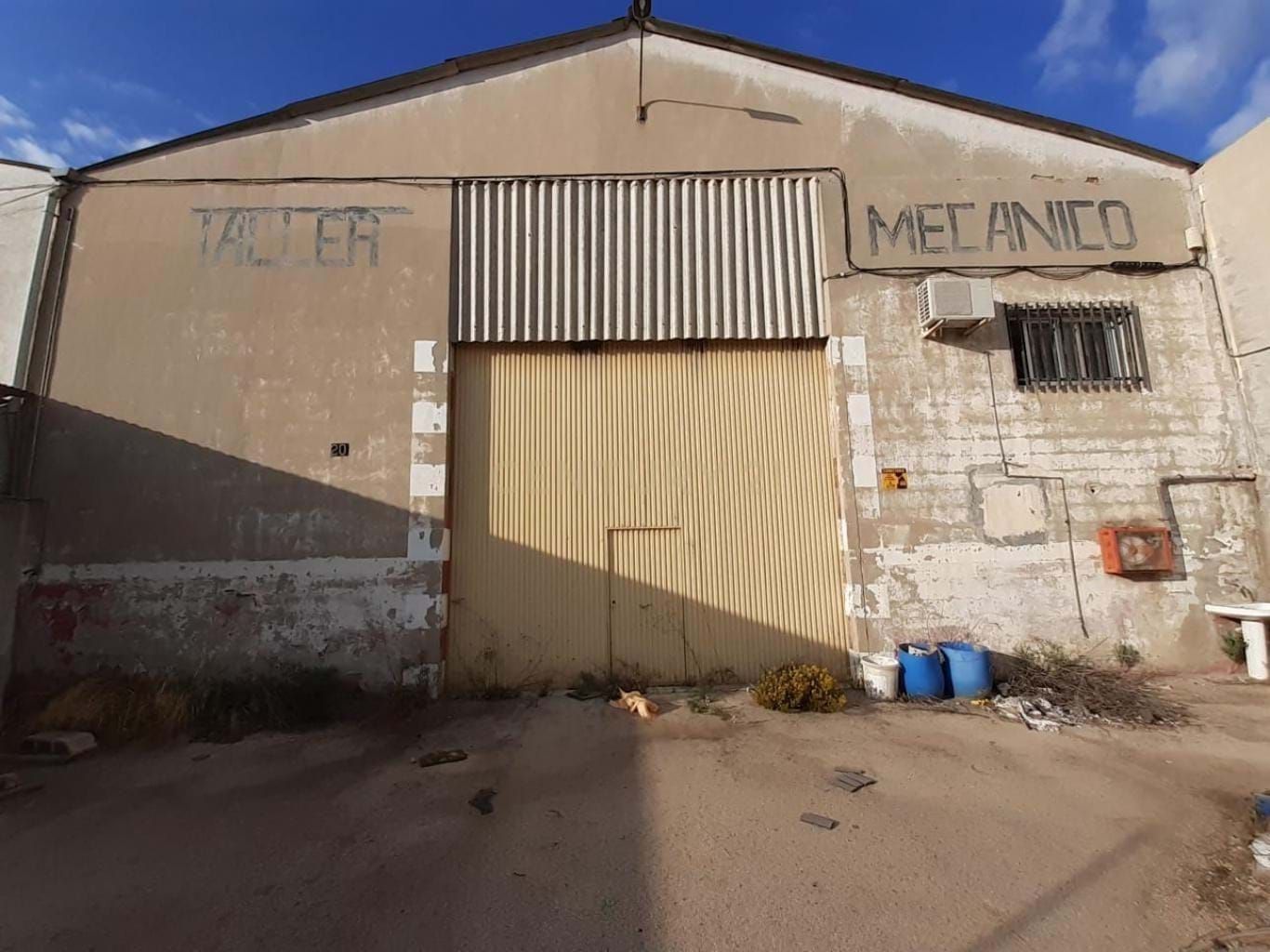 Exterior view of Office for sale in Cocentaina