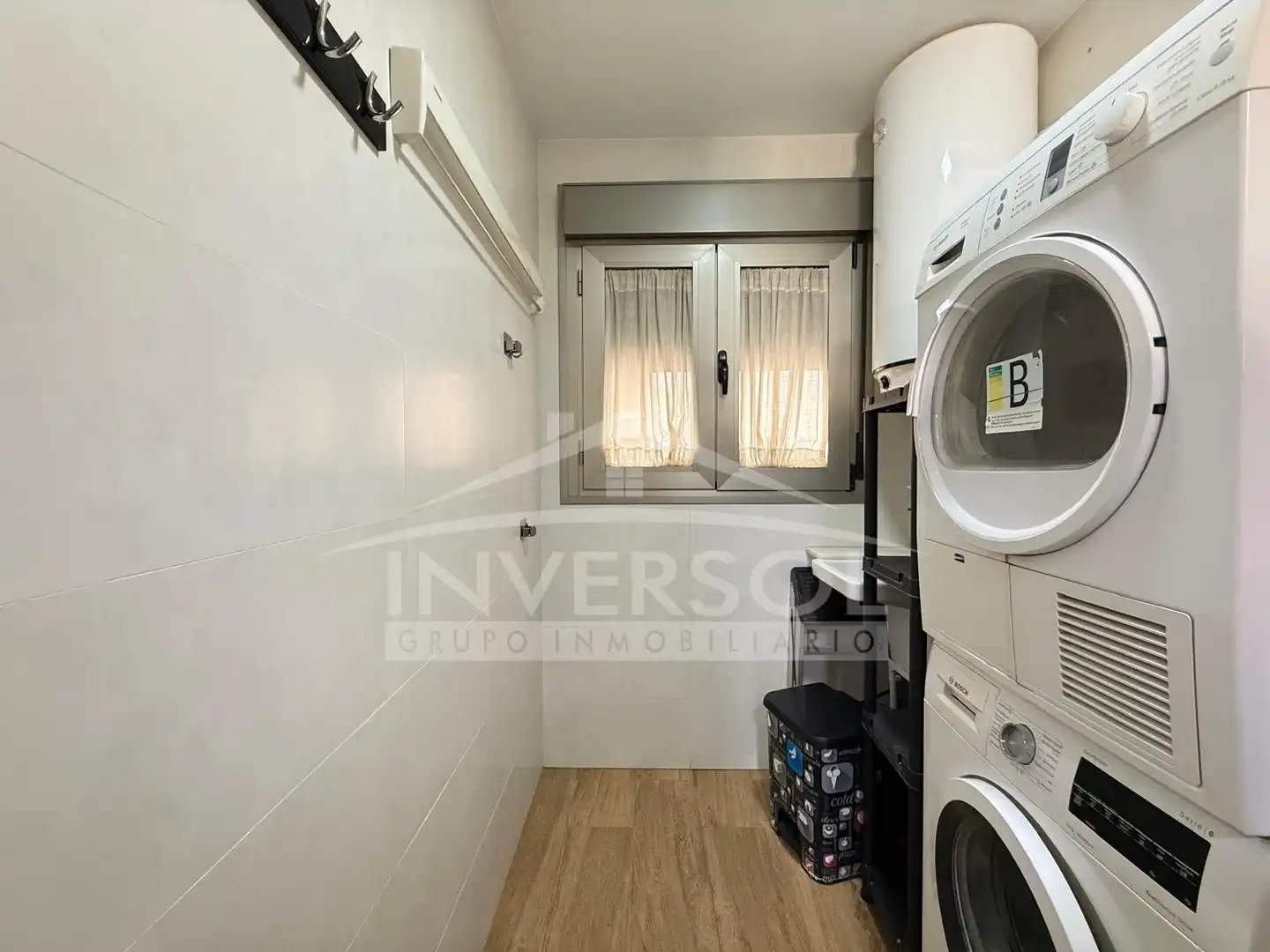 Flat for sale in Adra  with Air Conditioner, Heating and Furnished