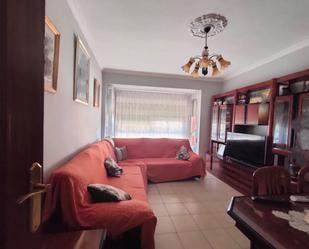 Living room of House or chalet for sale in Valdepeñas  with Air Conditioner, Terrace and Balcony