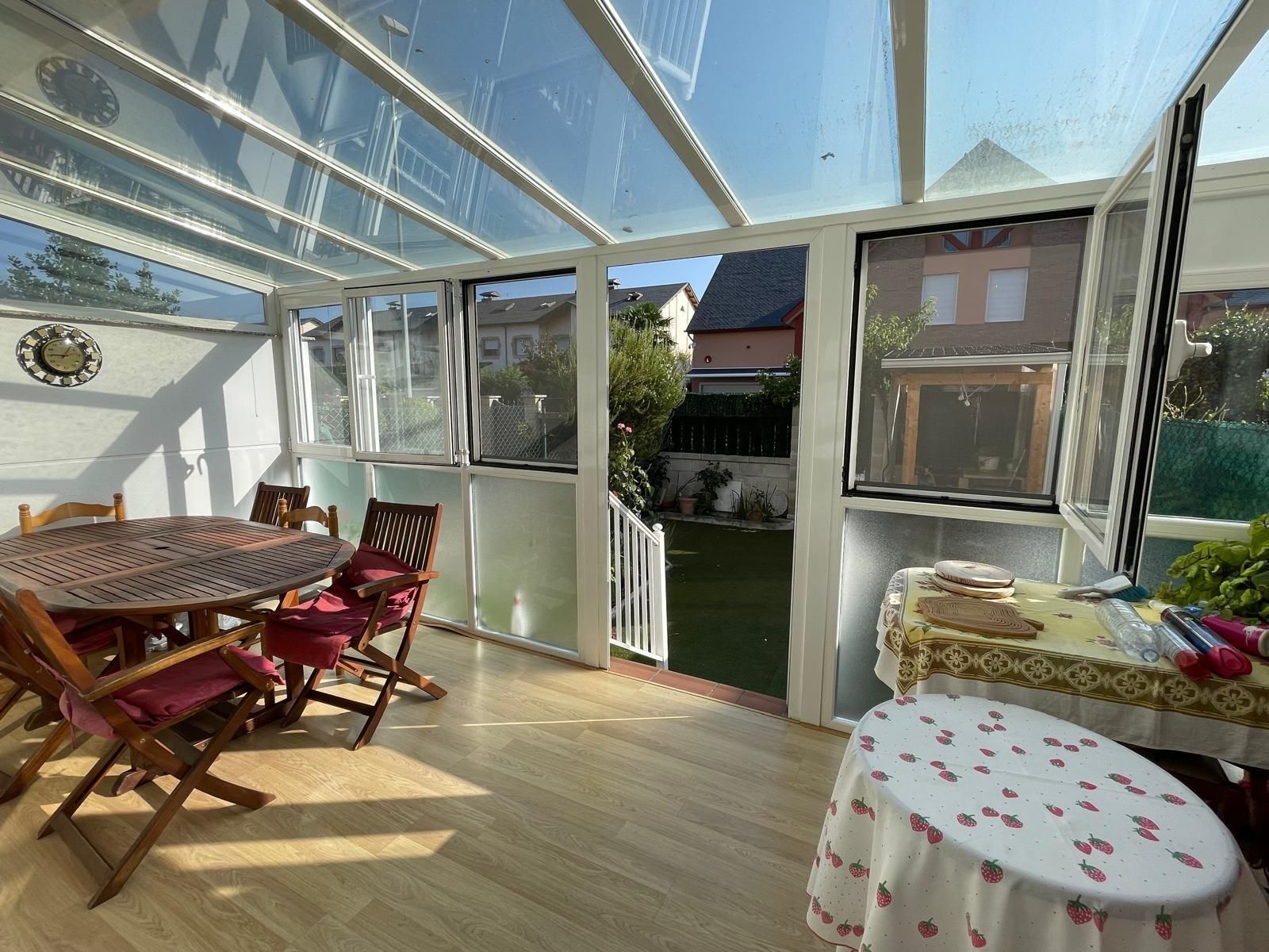 Garden of Single-family semi-detached for sale in Ponferrada  with Heating, Private garden and Alarm