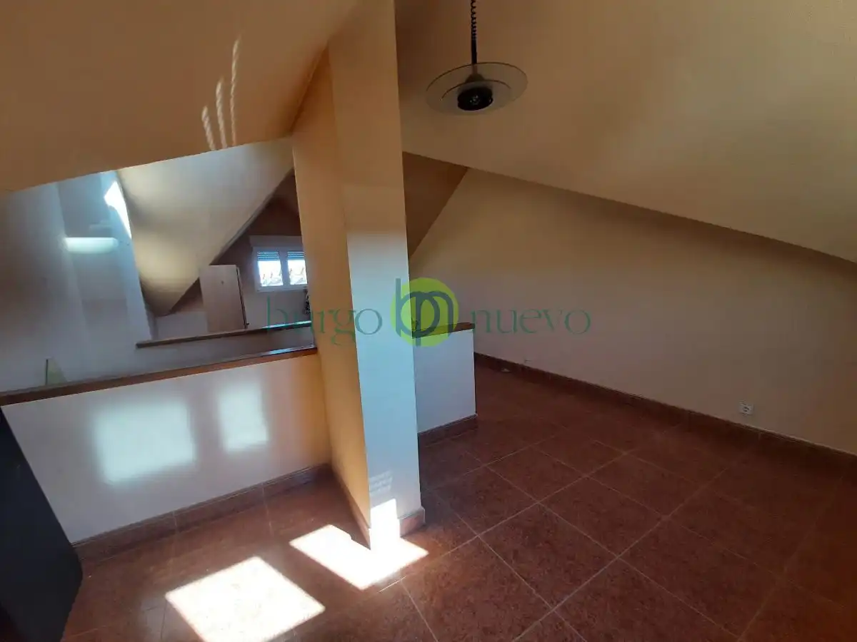 Haus oder Chalet zur Miete in Calle Guadalquivir, San Andrés del Rabanedo pueblo
