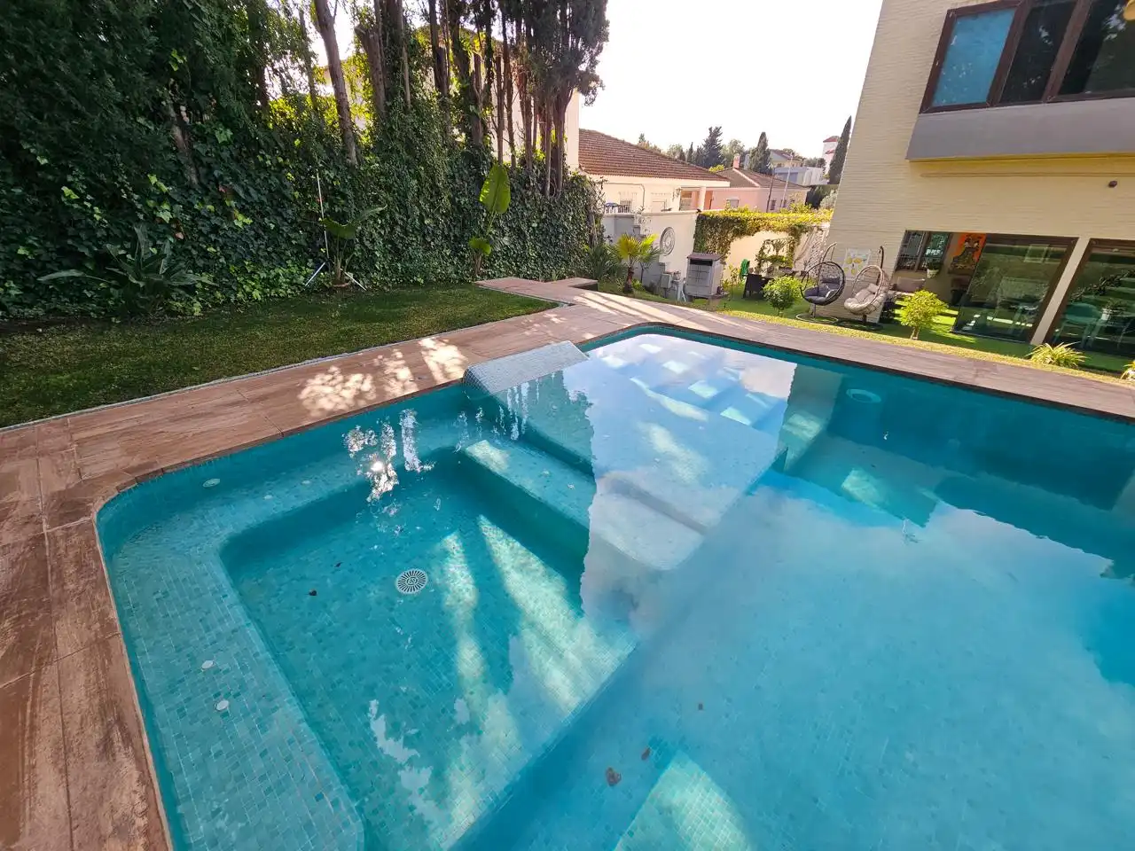 Piscina de Casa o chalet en venta en Montequinto con Aire acondicionado, Jardín privado y Terraza