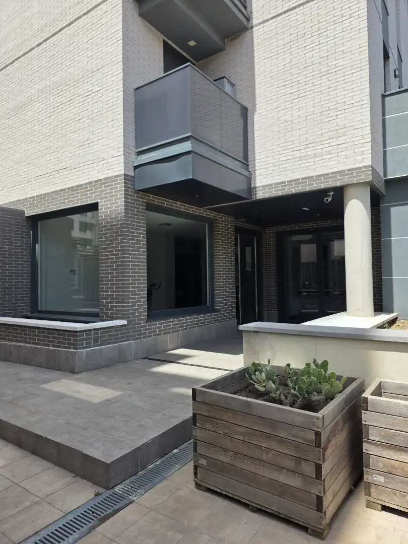 Vista exterior de Piso en venta en Madrid con Aire acondicionado, Parquet y Terraza