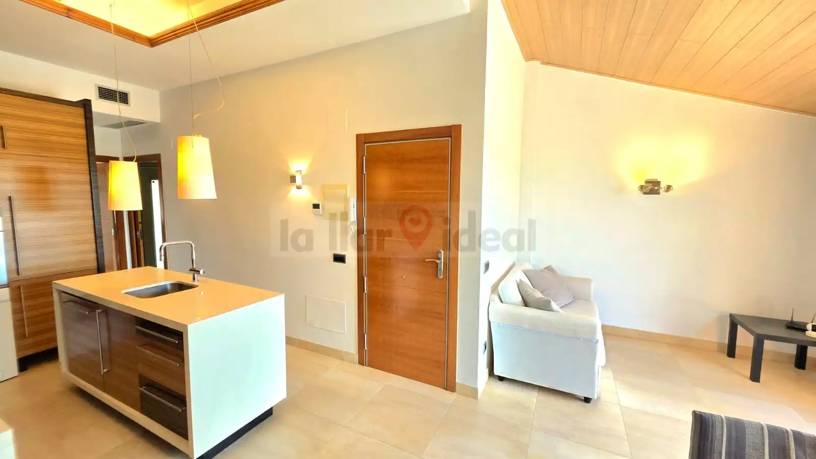 Living room of Flat for sale in Sant Esteve Sesrovires  with Air Conditioner, Heating and Terrace