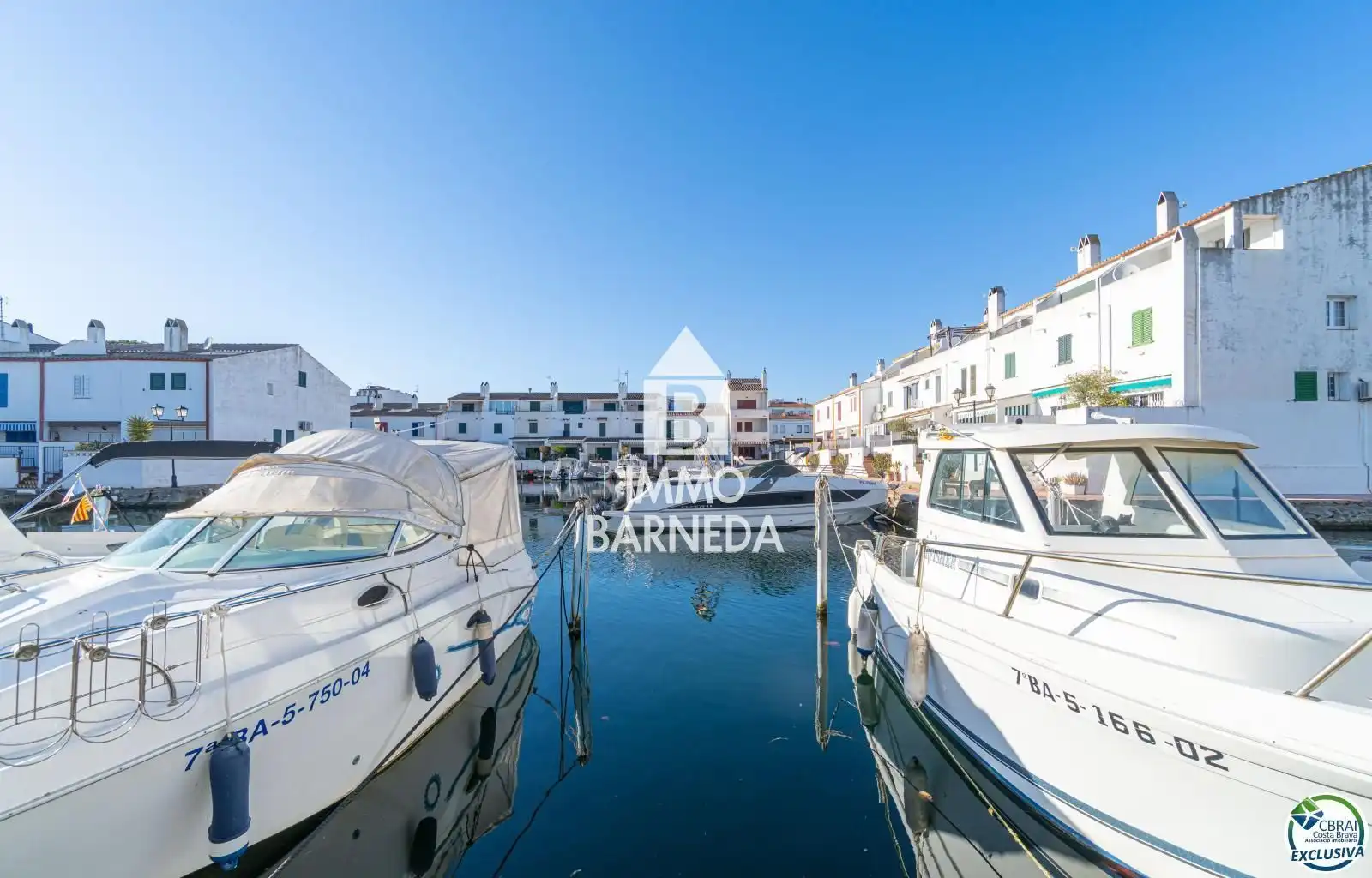 Exterior view of Houses for sale in Empuriabrava  with Air Conditioner, Heating and Terrace