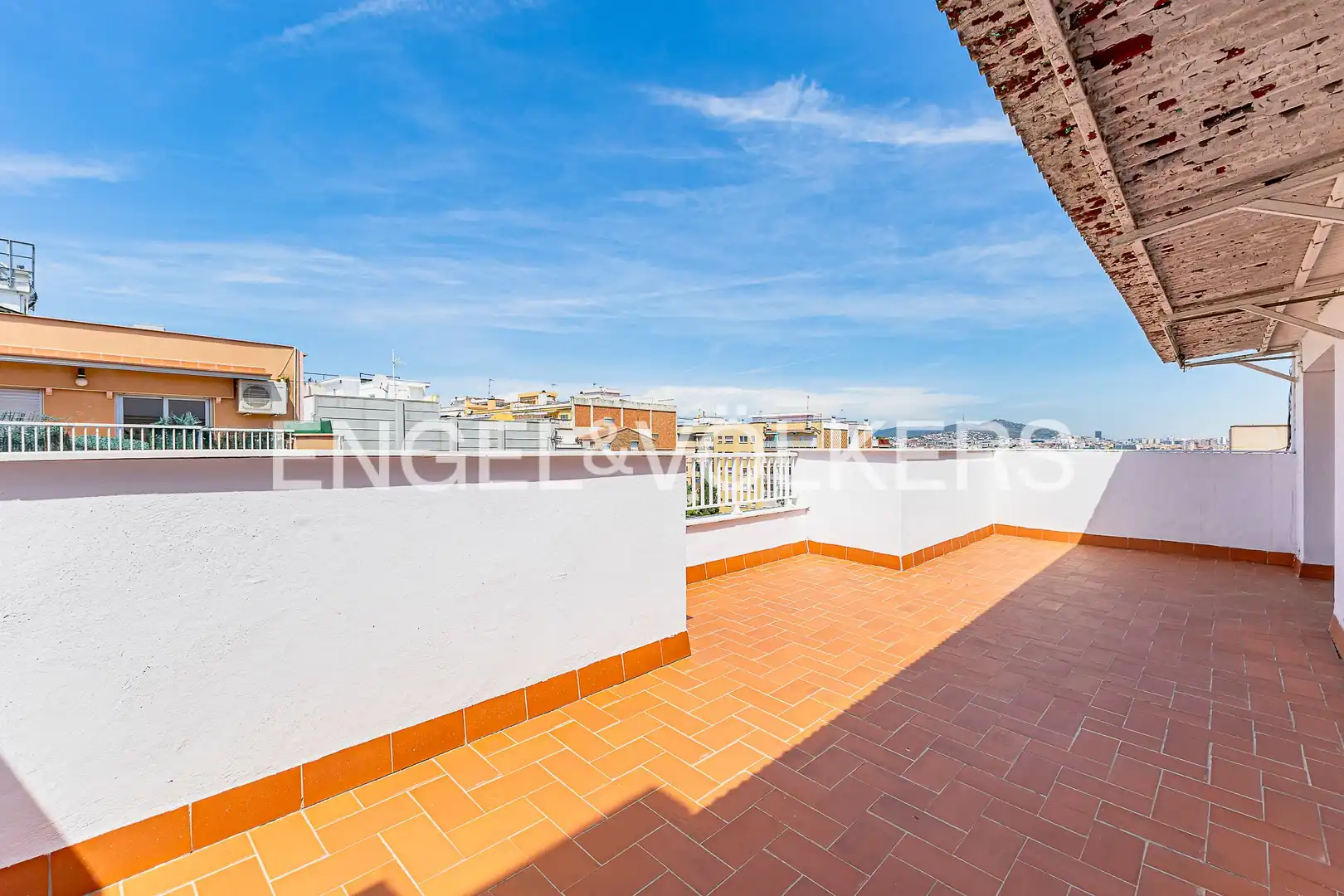 Terraza de Piso en venta en Sant Boi de Llobregat con Calefacción, Terraza y Balcón