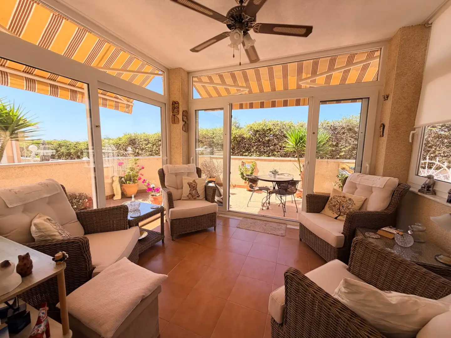 Terraza de Dúplex en venta en Orihuela con Aire acondicionado, Piscina y Amueblado