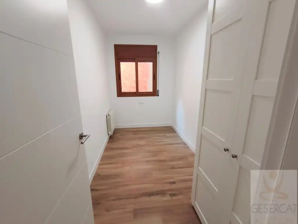 Bedroom of Flat for rent in Sant Cugat del Vallès