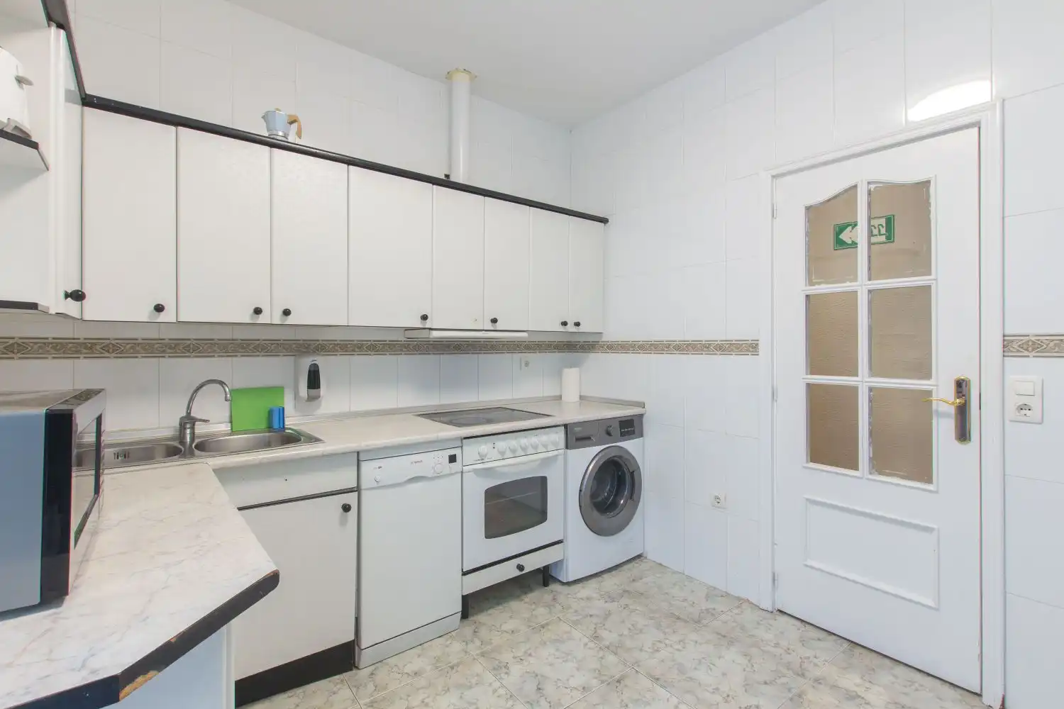 Cocina de Piso en venta en  Pamplona / Iruña con Calefacción, Amueblado y Balcón