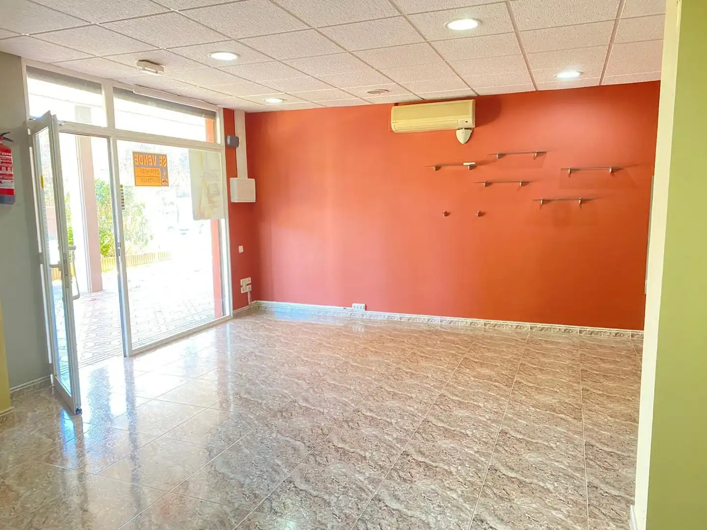 Locale commerciale in vendita a Martorell, imagen 3