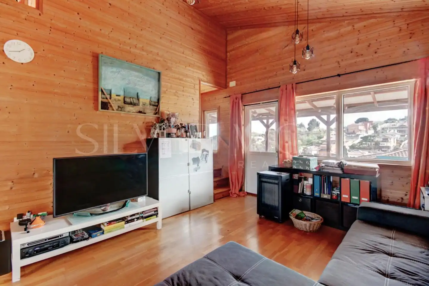 Living room of Houses for sale in Sant Boi de Llobregat  with Private garden, Parquet flooring and Terrace