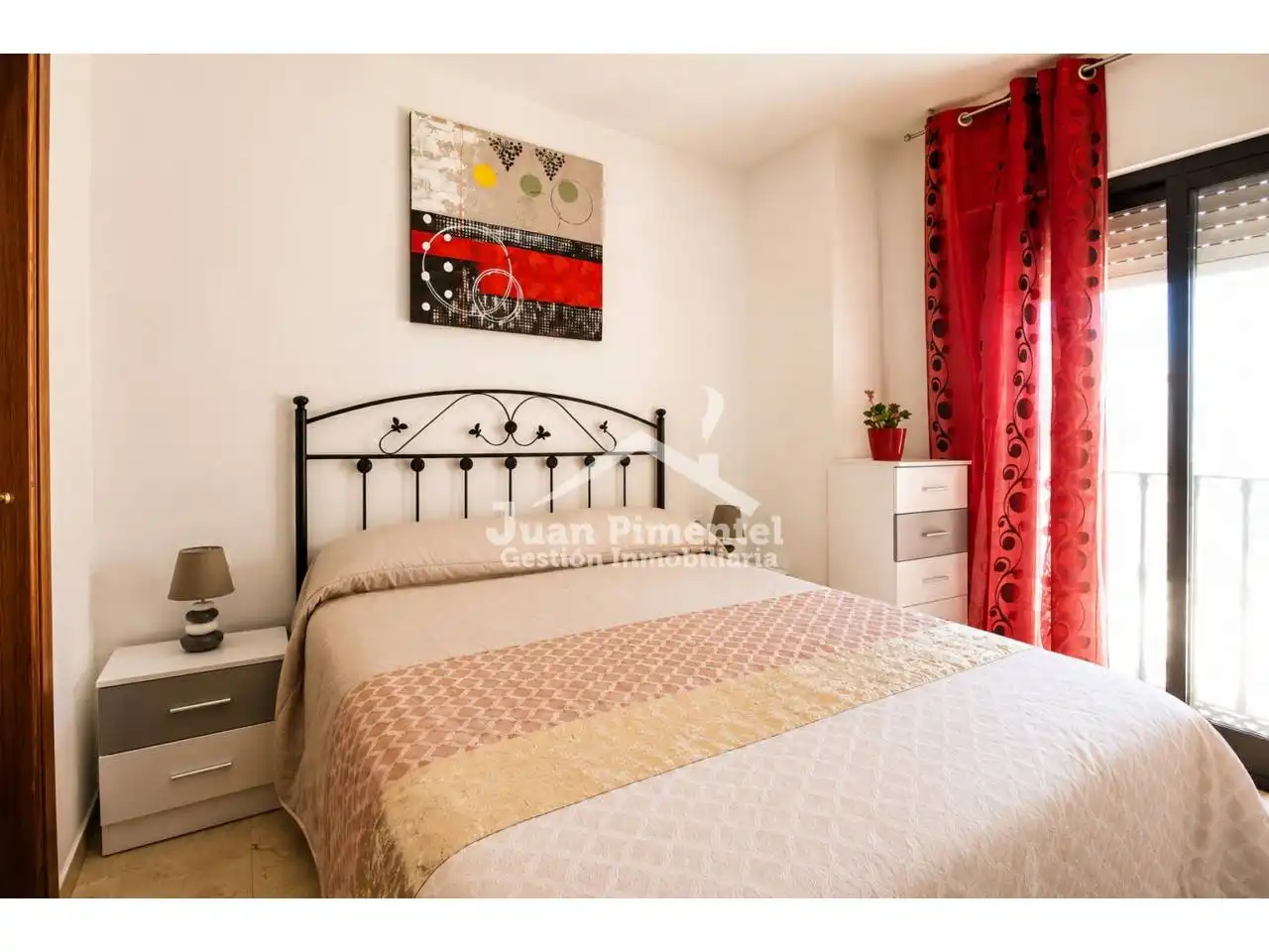 Dormitori de Apartament en venda en Estepona amb Aire condicionat, Moblat i Balcó