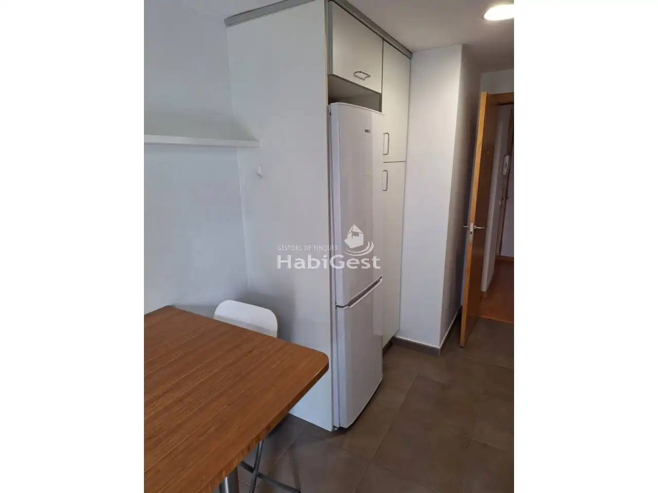 Küche von Wohnung zur Miete in Girona mit Klimaanlage, Heizung und Parkett