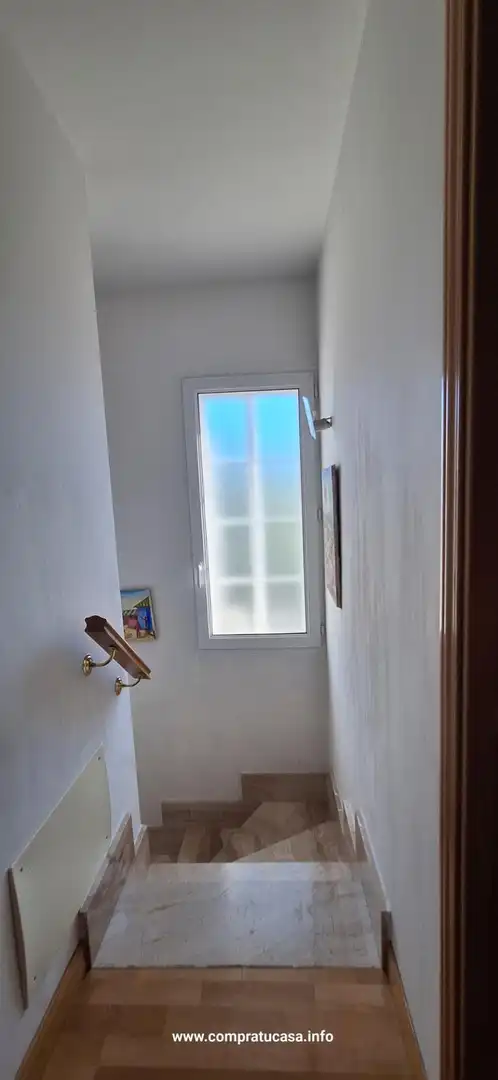 Casa adosada en venta en Calle MISTRAL, Encinillas