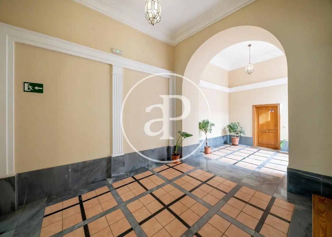Dúplex en venta en Madrid con Aire acondicionado, Calefacción y Amueblado