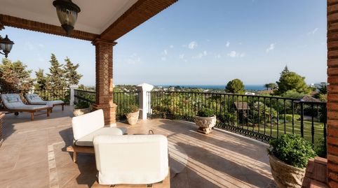 Refugio Montañés de Lujo con Vistas Panorámicas al Mar y Elegancia Moderna, imatge 4