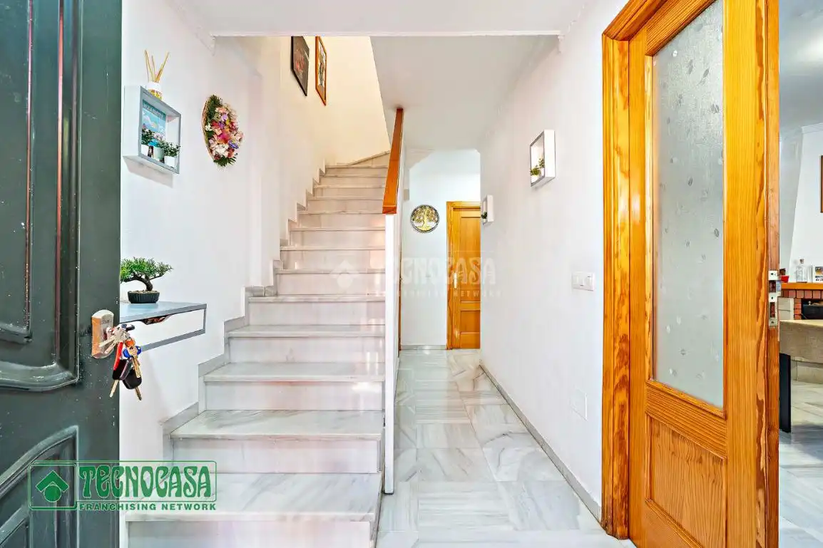 Casa adosada en venta en Cártama con Aire acondicionado y Calefacción