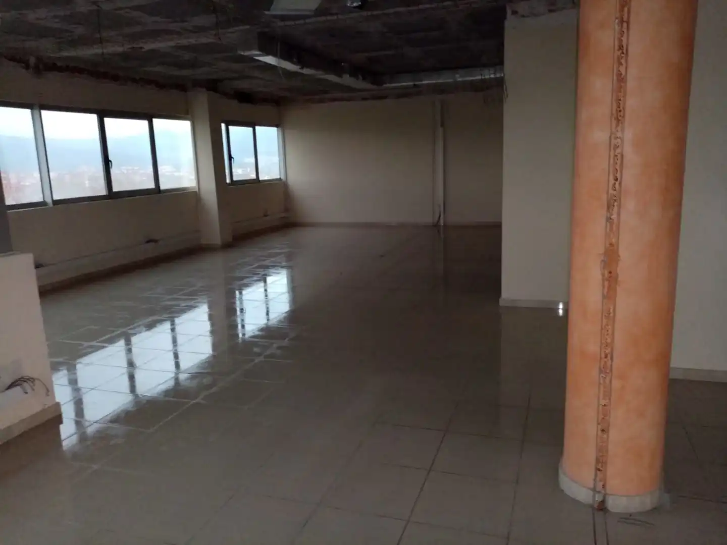 Oficina de alquiler en C/ Francesc Layret, Can Borrell
