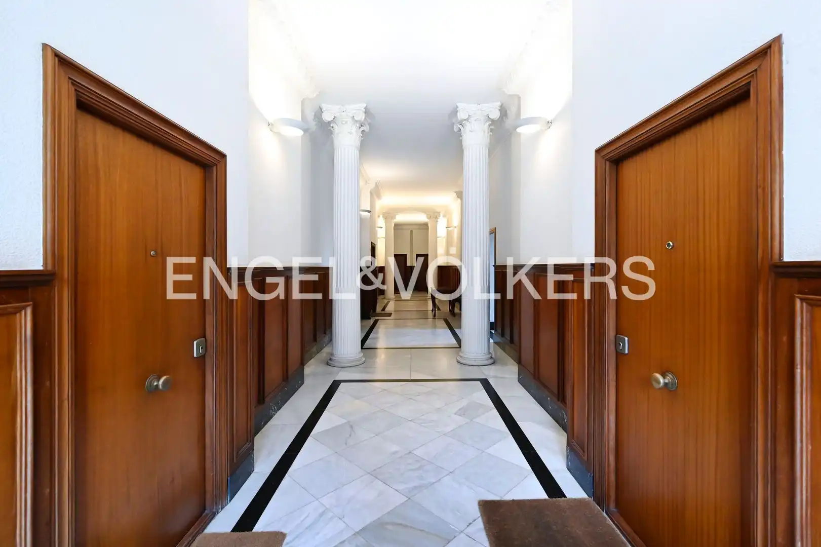 Maisonette zur Miete in Santander mit Heizung, Privatgarten und Parkett