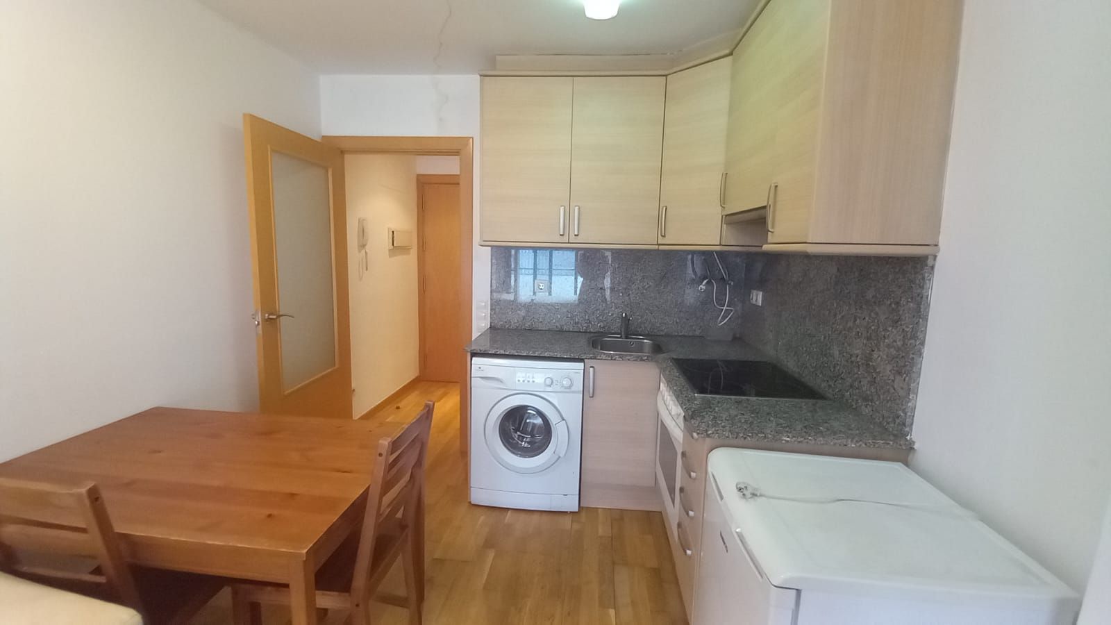 Cuina de Apartament de lloguer en  Lleida Capital amb Aire condicionat, Calefacció i Parquet