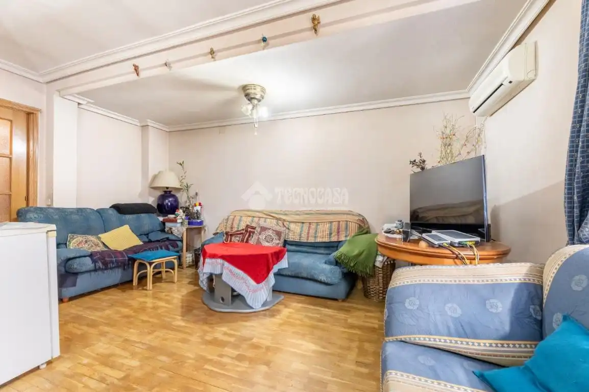 Flat with lift for sale in Casco Antiguo, imagen 5