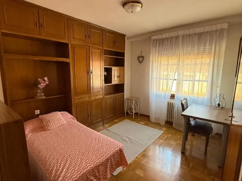 Schlafzimmer von Wohnung zur Miete in Zamora Capital  mit Terrasse und Balkon