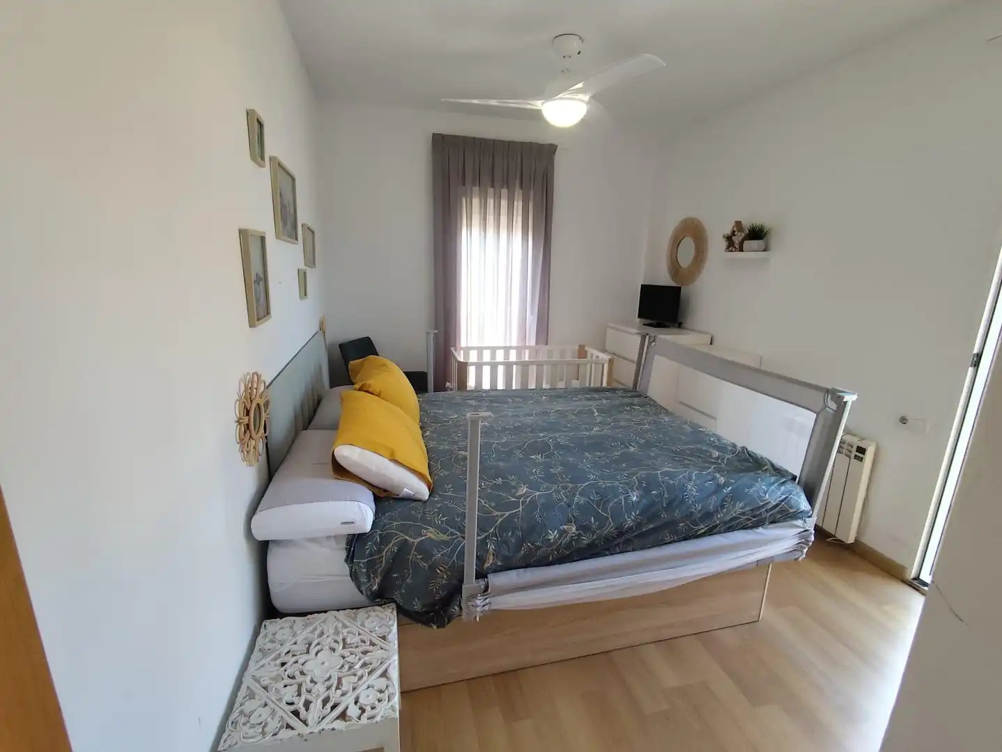 Schlafzimmer von Wohnung zum Verkauf in Murcia mit Klimaanlage und Balkon